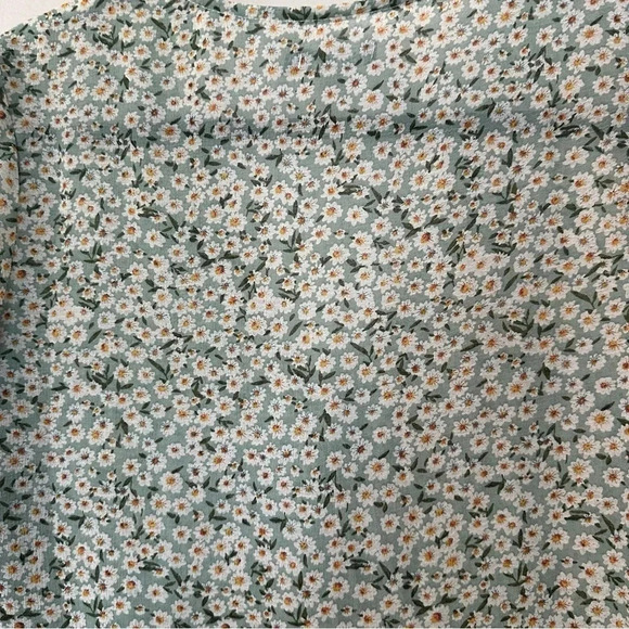 Nasty Gal Women's 3/4 Sleeve Sheer Single Button Daisy Floral Kimono Size M GUC - Picture 9 of 11